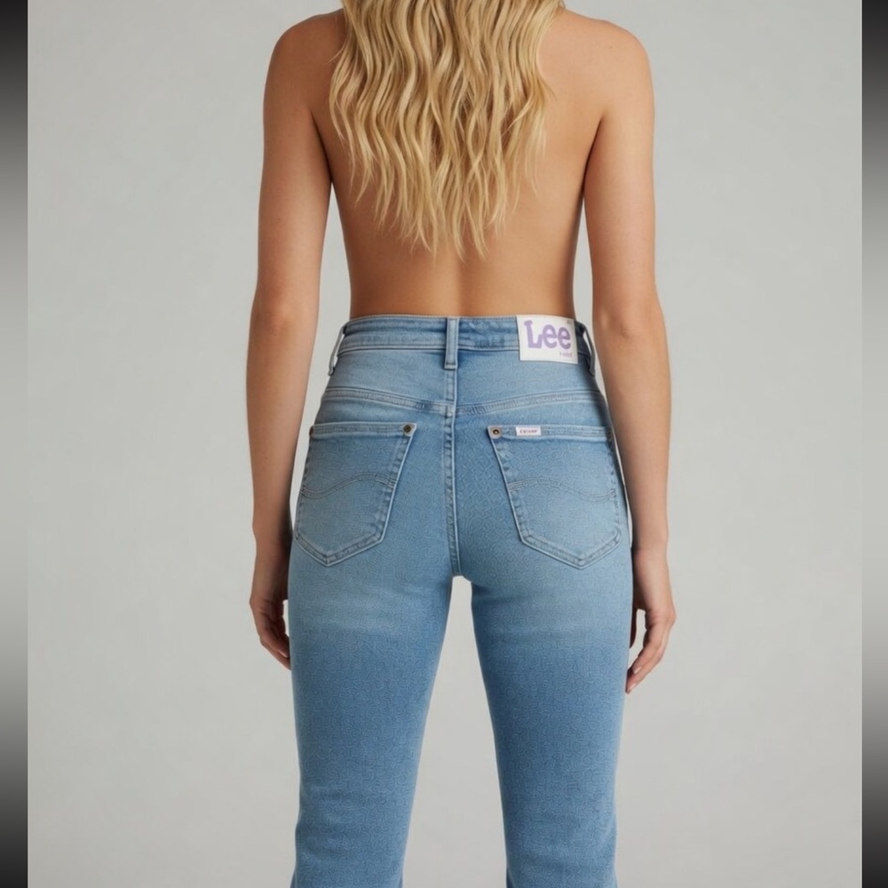 1 DAY $10! NWT Levi’s Lee x H&M Blue Vintage High Rise Jeans limited edition